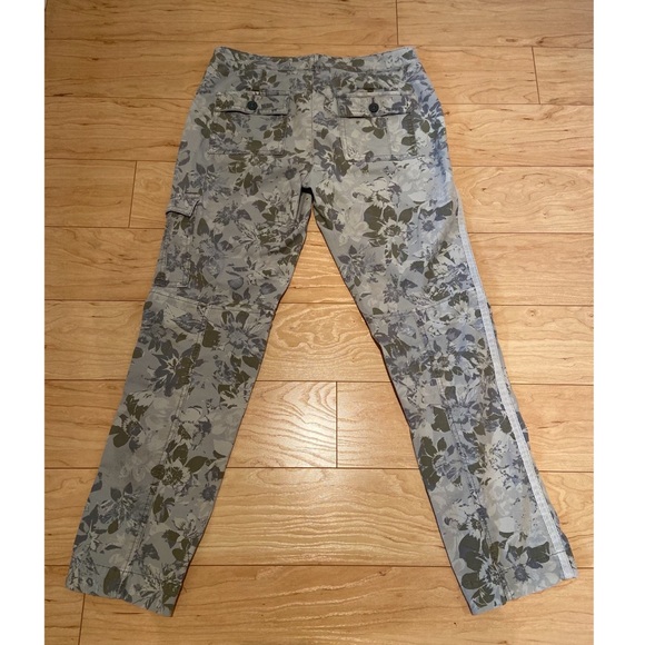 Floral cargo pants - Picture 3 of 5